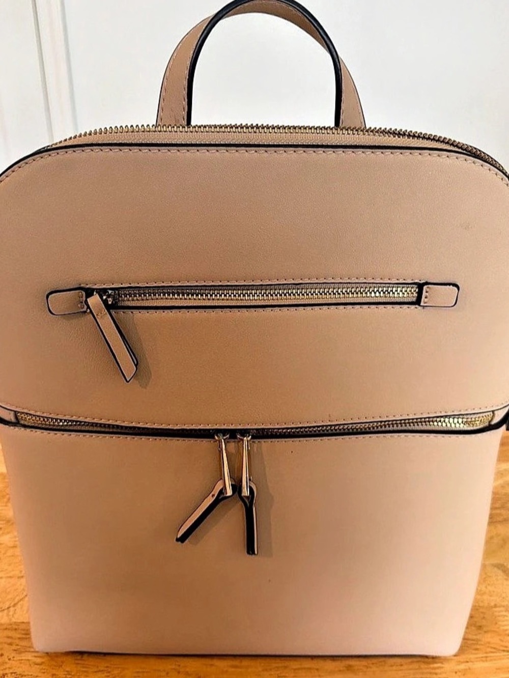 Kelly & Katie Geometric Backpack in Brown Like New